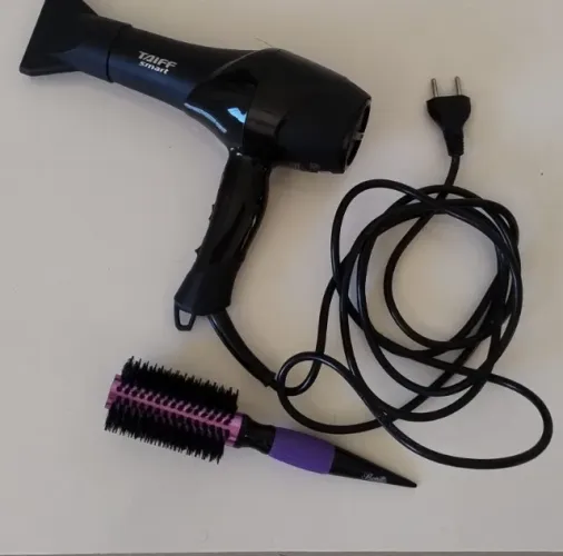 Secador de cabelo TAIFF SMART 220V + Escova.