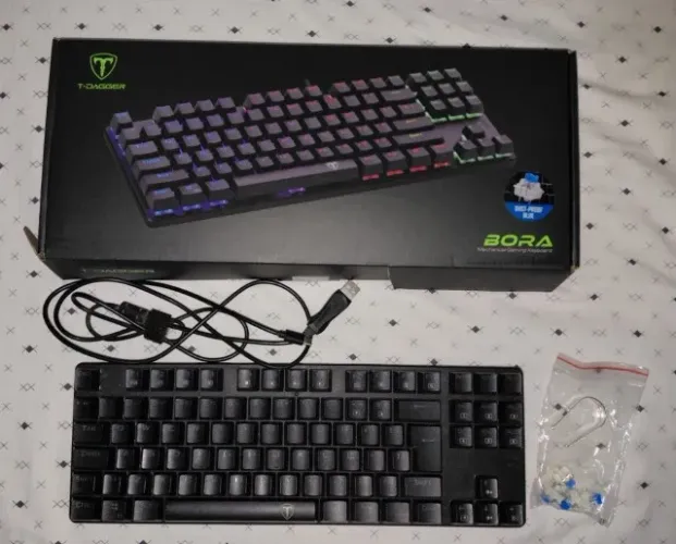 Teclado Mecânico Gamer T-Dagger Bora RGB - Switch Azul