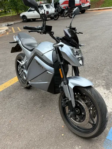 VOLTZ EVS MOTO ELETRICA COM DUAS BATERIAS
