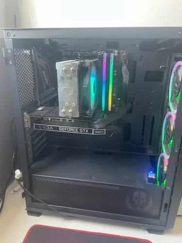 TROCO E VENDO PC 2900 REAIS
