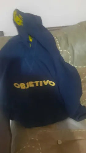 Roupas do Colégio Objetivo