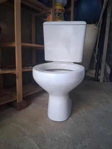 Vaso sanitário caixa acoplada, em ótimo estado completo 