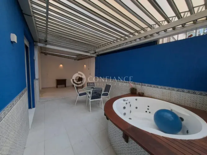 Apartamento Mobiliado no Leblon  3 Quartos, Suíte e Hidromassagem