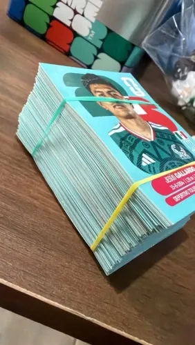 Vendo figurinha da copa por 0,75