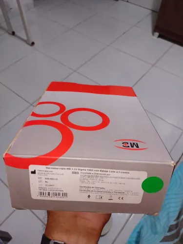 Dermatoscópio MD 2.5V Sigma 1000 com estojo Luxo e 2 Lentes
