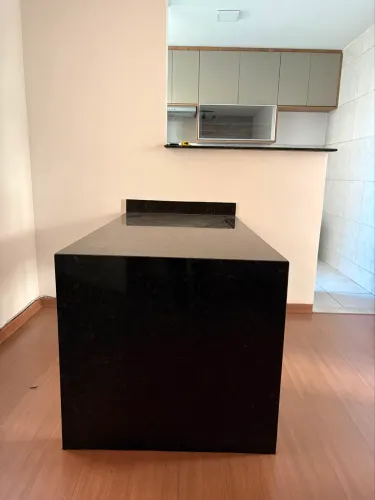 Mesa de granito moderna 