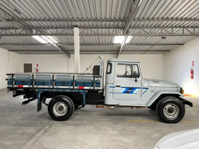 Toyota Band.Picape Chassi Longo Diesel 1996