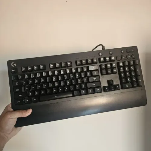 ? Teclado Gamer Logitech G213 Prodigy RGB - ABNT2 | R$ 249,00 | Paulínia-SP