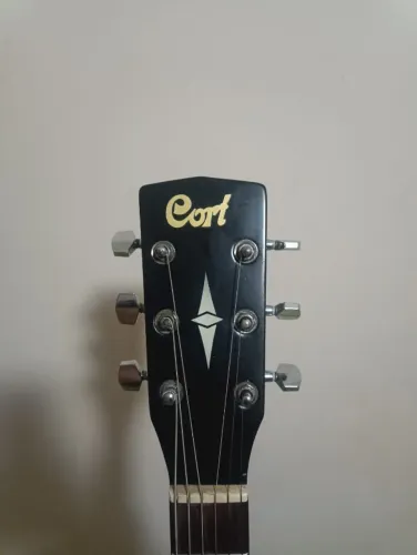 Violão Cort