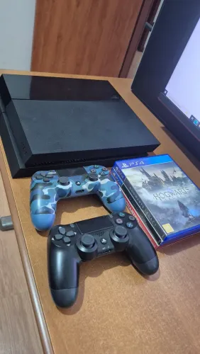 Sony PS4 FAT 500gb + 2 controles ÷ 3 jogos