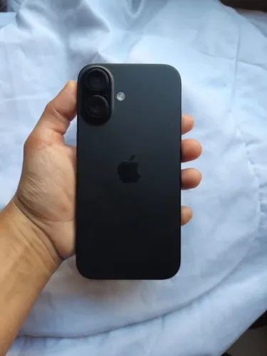 iPhone 16