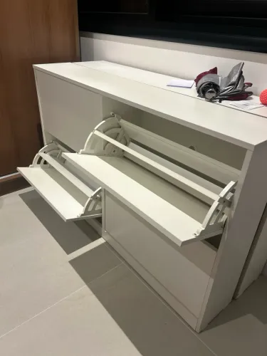 Vendo sapateira em mdf branco da tok stok