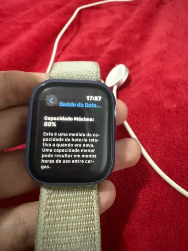 Apple whatch SE 1 geração prata saúde da bateria 88%