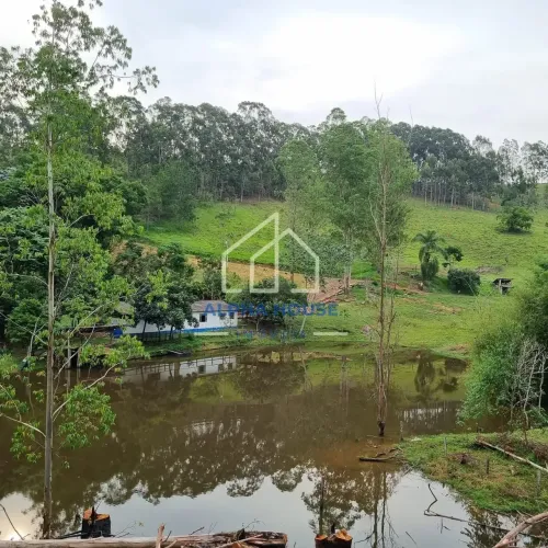Sítio à venda, Barro Branco, Lagoinha, com três açudes.