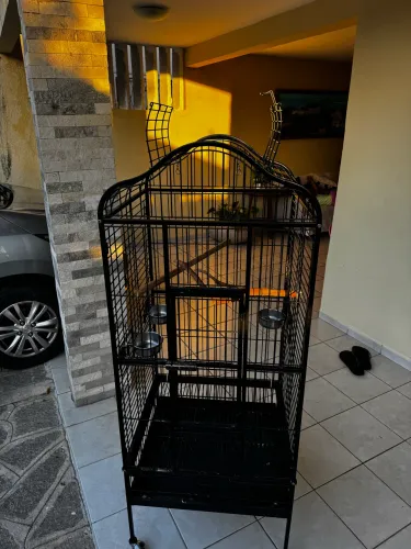 Viveiro/Gaiola para pássaros e papagaios!