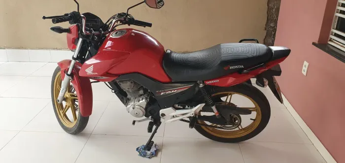 Vende- se