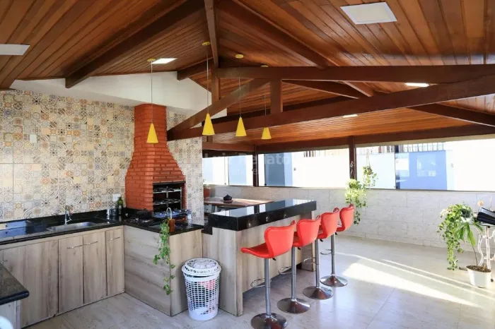 Cobertura para locação, 3 quartos, 146m² de área no União