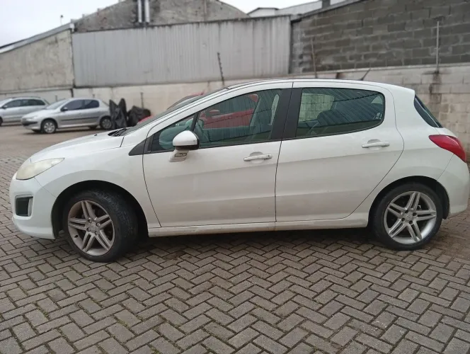 Peugeot 308 Allure 2.0 Flex 16V 5P Aut. 2013