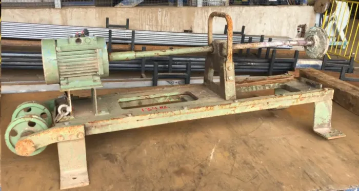 Batedor de Concreto com Motor - 134 kg