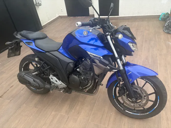 Fazer 250