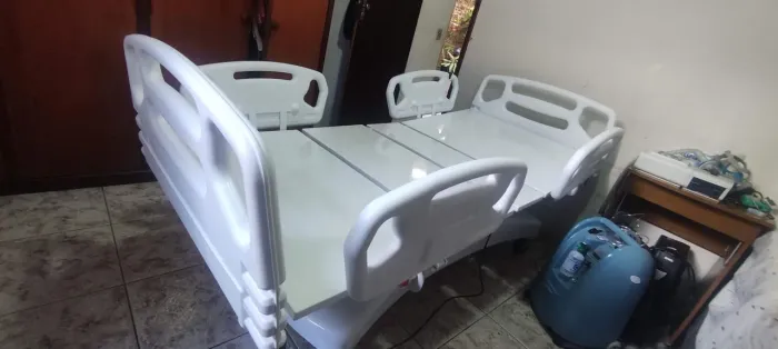 CAMA HOSPITALAR AUTOMÁTICA MOTORIZADA 8 MOVIMENTOS