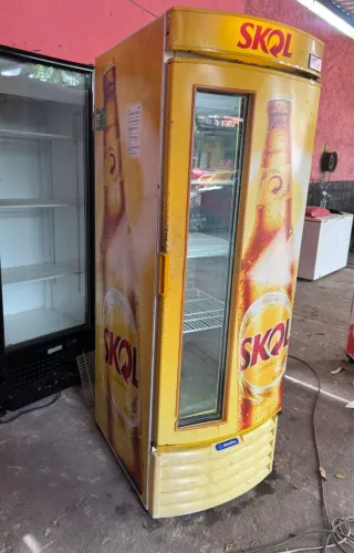 Freezer expositor cervejeiro Skol metalfrio 