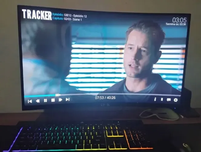 Monitor Gamer Curvo Level de 27" Full HD com 240Hz e 1ms