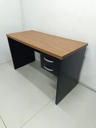 Mesa de escritório 1,30x0,60