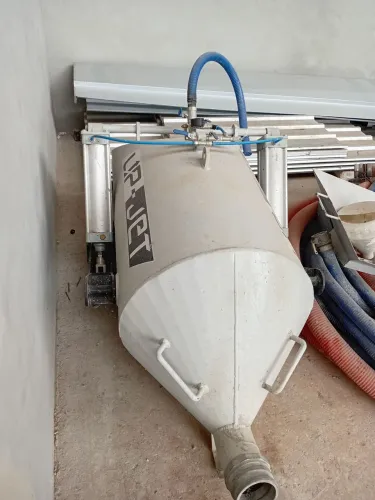 Maquina bombeadora de concreto .