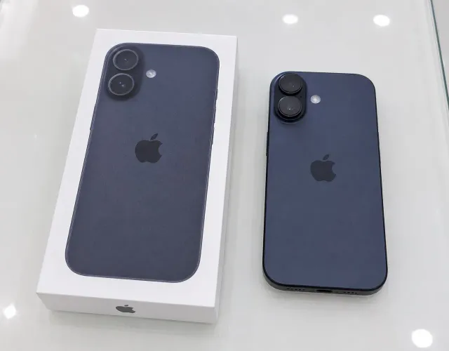 iPhone 17 /GARANTIA APPLE ATÉ ANO QUE VEM