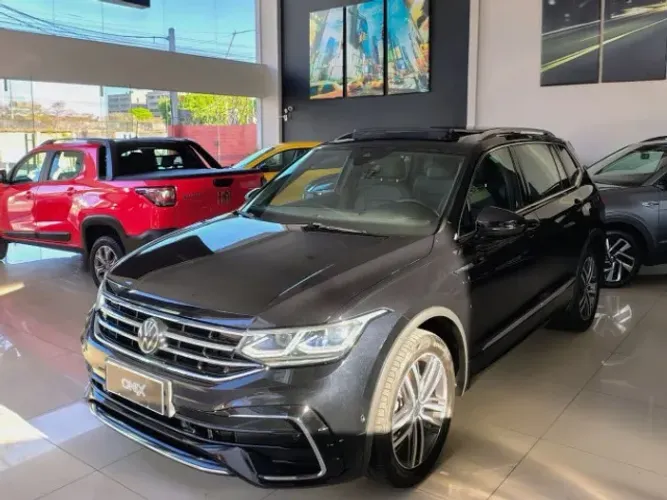 Volkswagen Tiguan Allspac R-line 300 TSI 2.0 2024