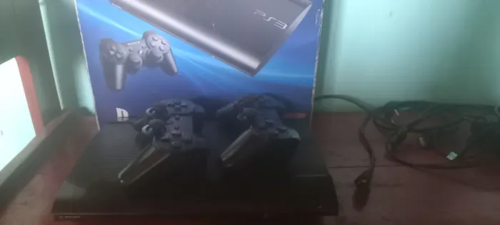 Vende-se ps3 desbloqueado