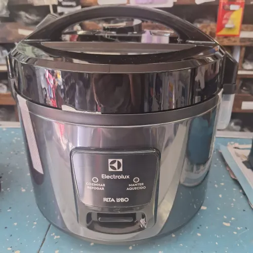 PANELA DE ARROZ ELÉTRICA 2X1 ELETROLUX 
