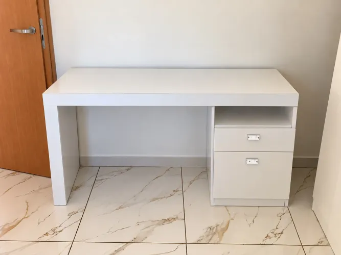 Vendo Escrivaninha