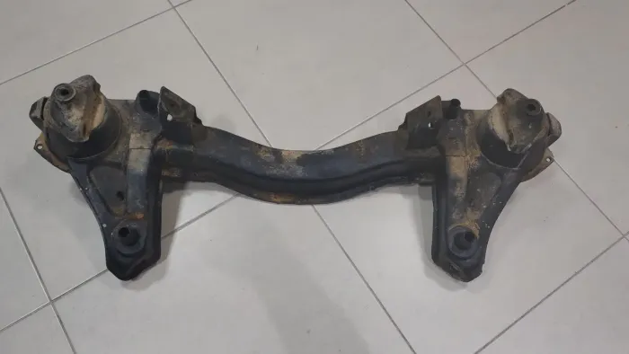Agregado travessa suspensão Opala 4CC