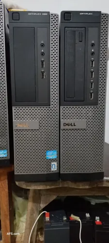 CPU Dell com teclado e mouse