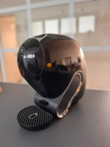 NEO | Cafeteira Nescafé Dolce Gusto Neo - Preta 220V