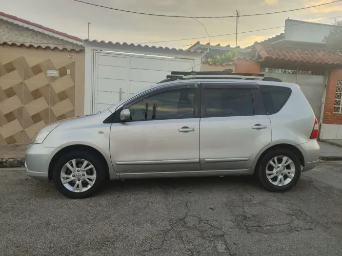Nissan Livina S 1.8 16V Flex Fuel Aut. 2014