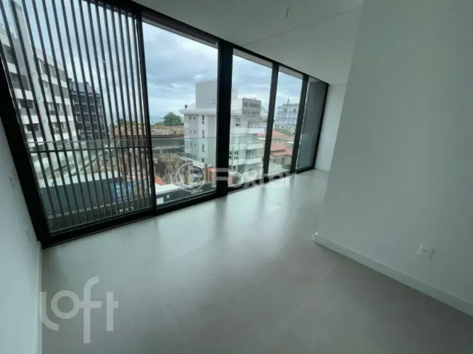 Apartamento à venda Rua Francisco Gouveia, Jurerê - Florianópolis