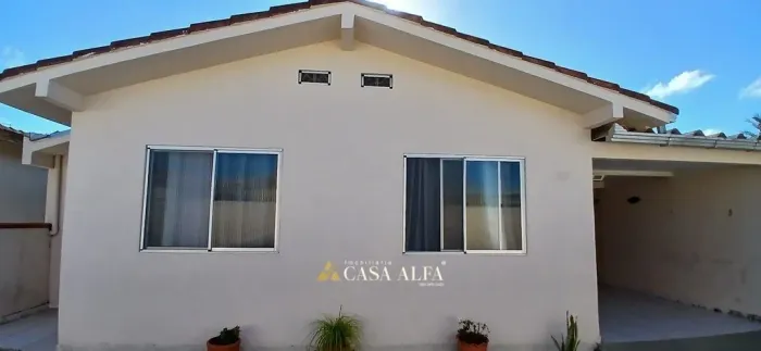 Casa em condomínio mobiliada à venda em Matinhos