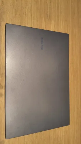 Samsung Book NP550XDA
