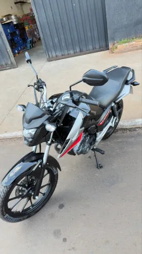 Honda CG Titan 160 2025 - Impecável, Baixa Km e Conservada