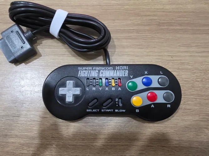 Controle Hori Fighting Commander Super Famicom SNES Nintendo