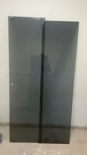 Box de vidro na cor fumê