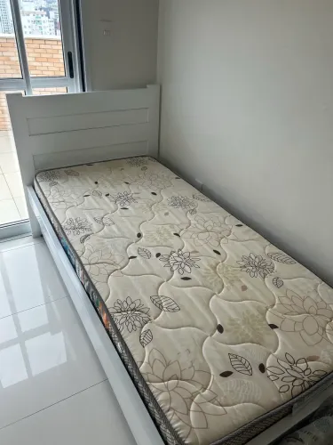 Linda Bicama madeira angelim com 1 colchão