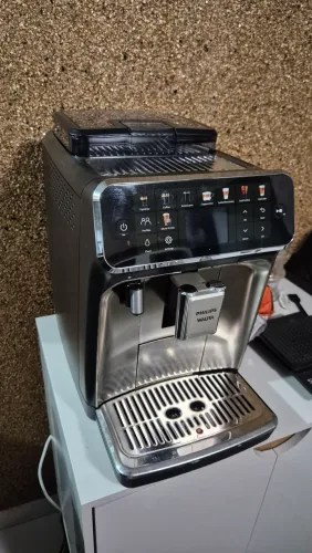 Cafeteira Philips Walita Superautomática LatteGo 5500 - Garantia
