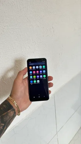 Samsung J6 