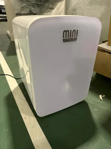 Mini geladeira 15 Litros MiniCool