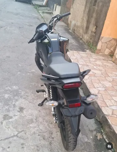 Vendo Moto ou Troco num terreno em volta redonda