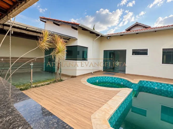 Casa à Venda no Anápolis City